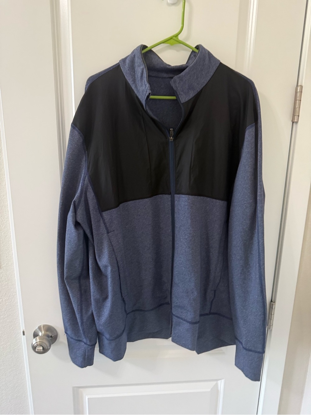 Men’s Lululemon Post Session zip up jacket